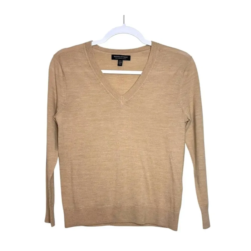 Banana Republic 100% Merino Wool Long Sleeve Sweater Women XXS‎ Tan V Neck